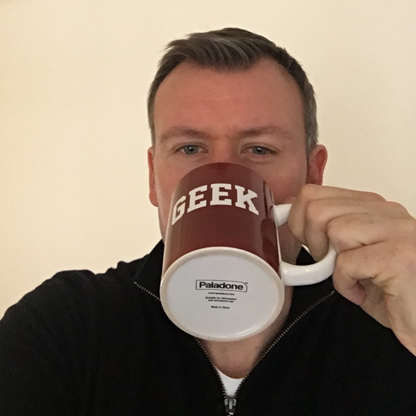 Embracing geek culture and technology passion, celebrating the intersection of intellectual curiosity, technical expertise, and digital innovation