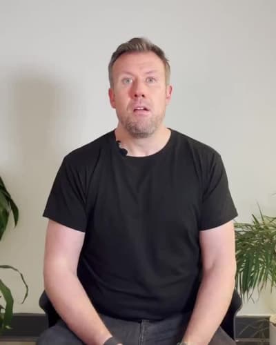 AI-Driven Content Transformation in Digital Signage