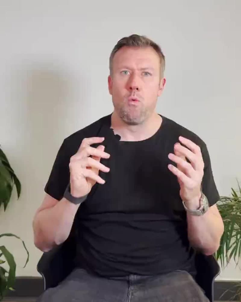 Revolutionising Screen Content Management for Businesses